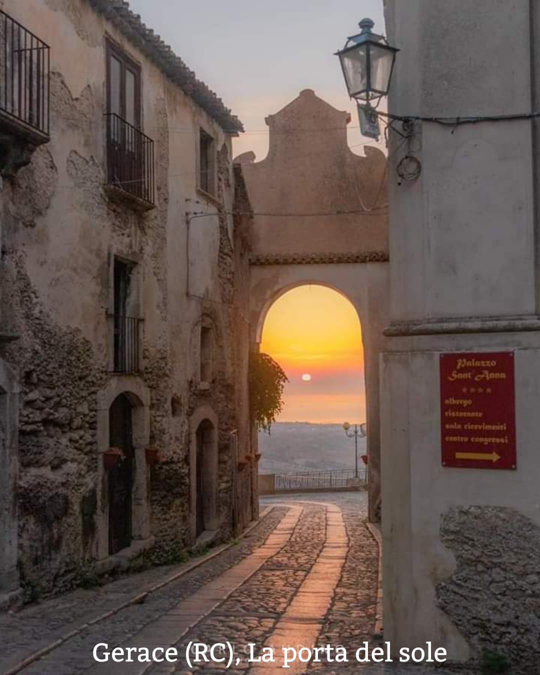 Sul cammino della libertà c'è sempre una porta del sole.