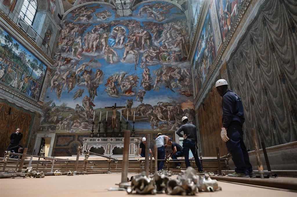 Ci si prepara all'ascolto della voce dello Spirito. 
